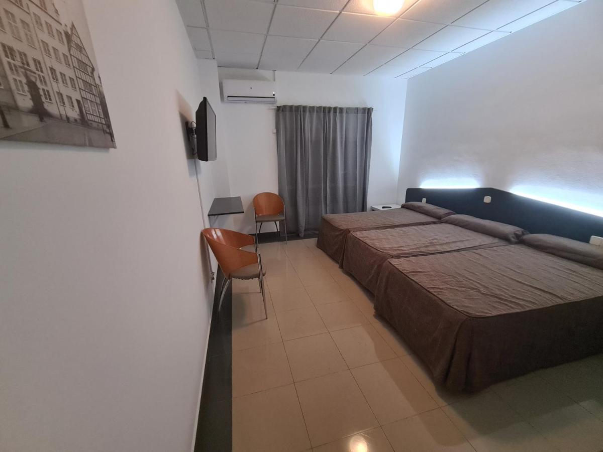 Hotel Lisboa Castrillo de la Guareña Εξωτερικό φωτογραφία