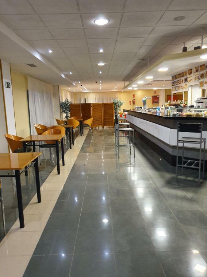 Hotel Lisboa Castrillo de la Guareña Εξωτερικό φωτογραφία